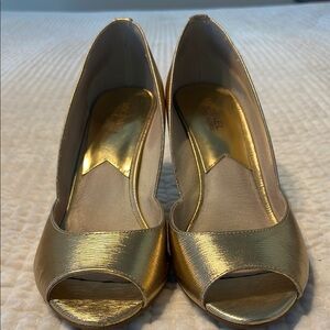 Michael Kors Gold Peep Toe Heels